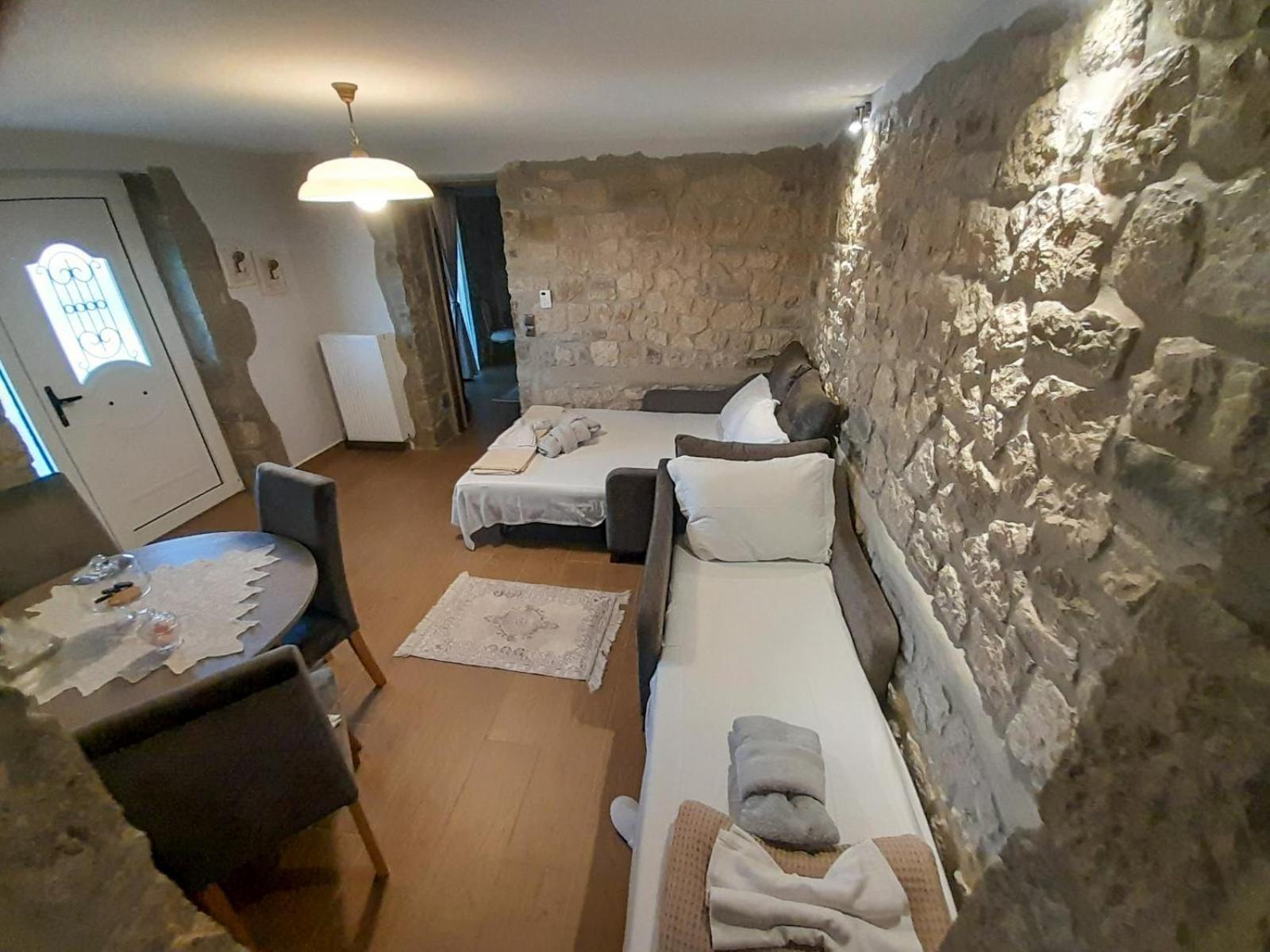 Elen'S Suites Праманта Екстериор снимка