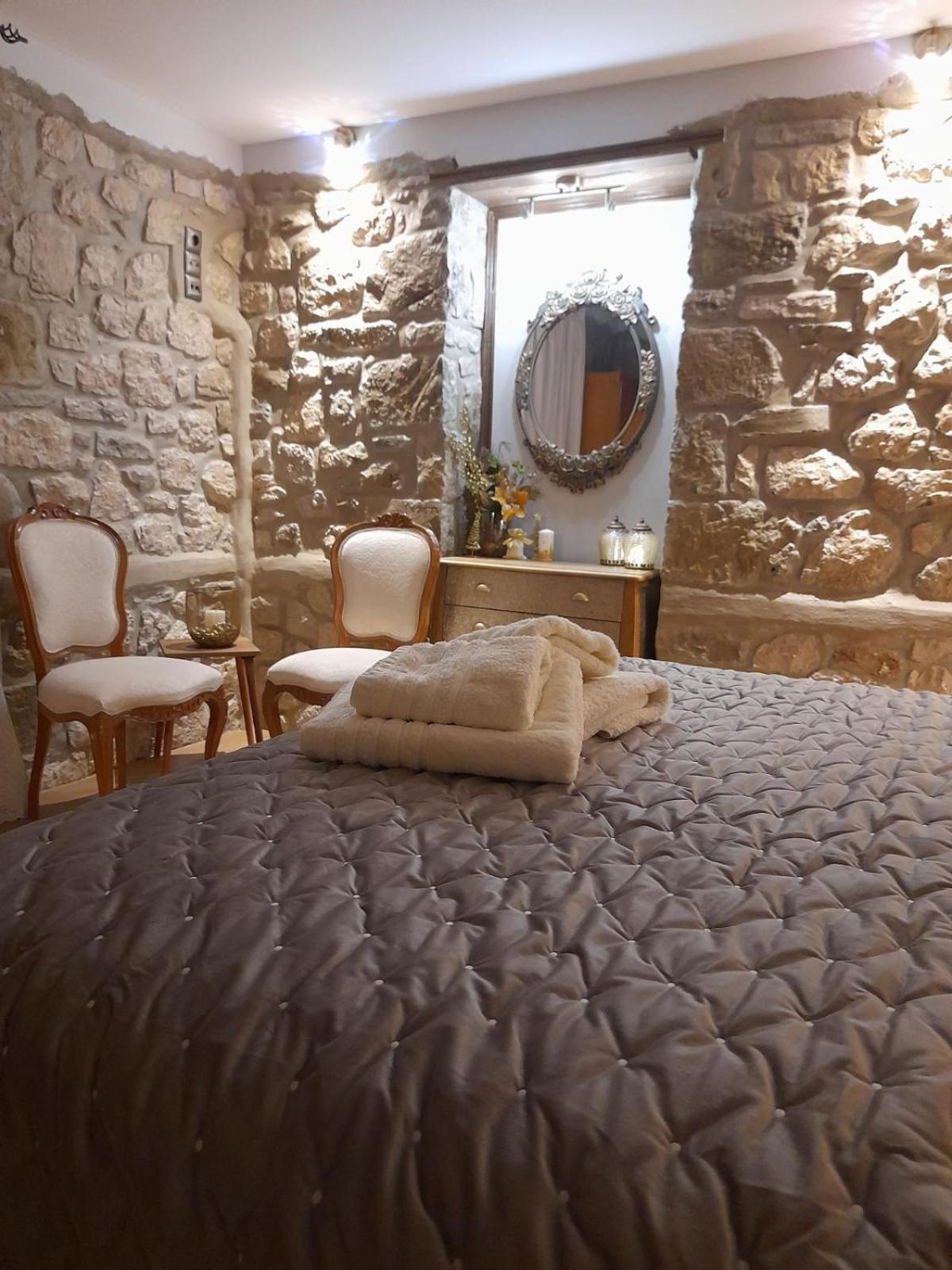 Elen'S Suites Праманта Екстериор снимка